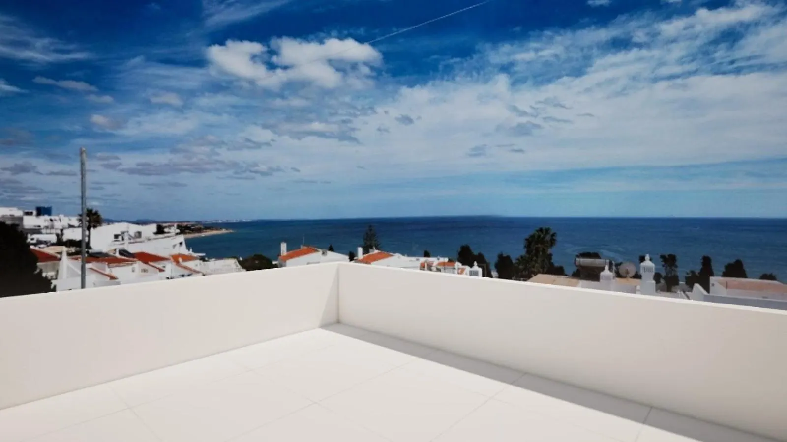 #128 Number 10 Villa By Home Holidays Albufeira 0*,